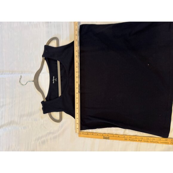 Ladies Sleeveless Top - EUC - Solid Black - Picture 4 of 8